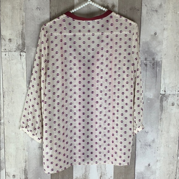 Old Navy sheer 3/4 sleeve top size small - Picture 5 of 7